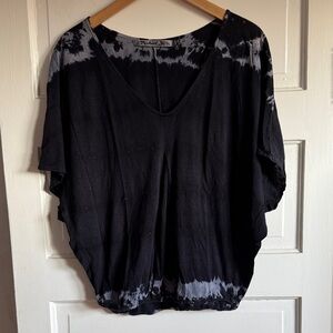 Michael Stars Dolman Sleeve Black and Gray Tie-Dye Blouse
